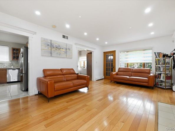 351 Hewlett Parkway, Hewlett NY 11557