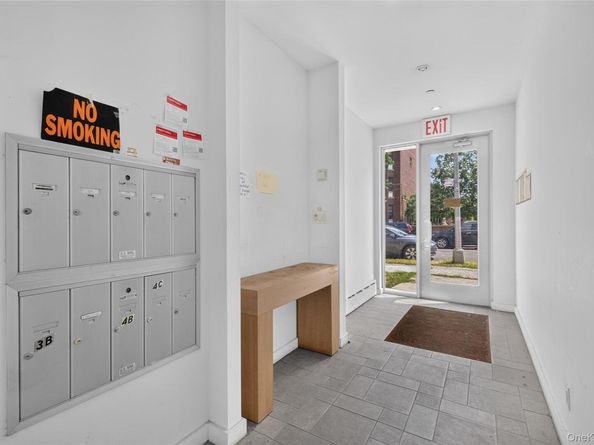 71-28 163rd Street 2A, Fresh Meadows NY 11365