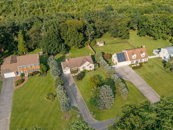 2200 Aldrich Lane, Laurel NY 11948