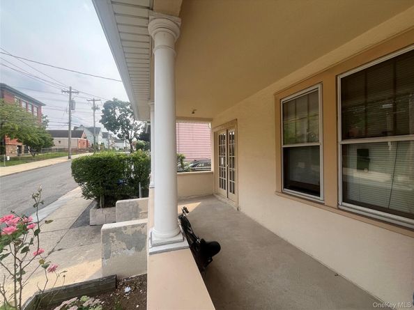 67 Crescent Place, Yonkers NY 10704