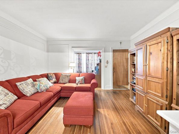 1716 Parkview Avenue, Bronx NY 10461