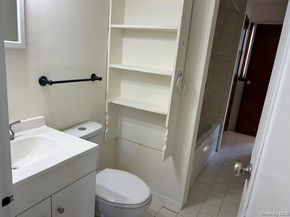 32 Gables Drive, Hicksville NY 11801