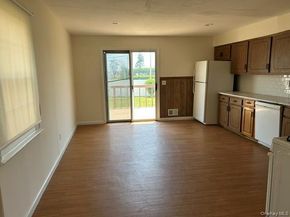 32 Gables Drive, Hicksville NY 11801