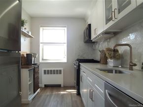 8 Cascade Terrace 1D, Yonkers NY 10703