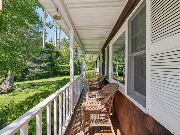 44 Aliperti Road, Jamesport NY 11947