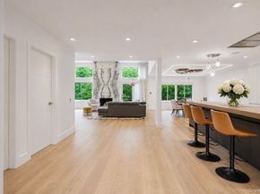 23 Estates Terrace N, Manhasset NY 11030