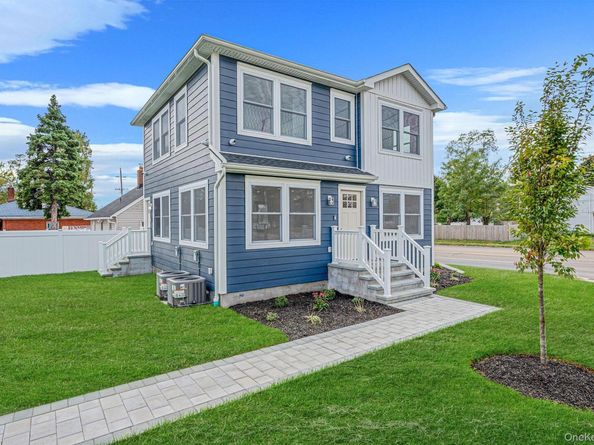 4 Lee Avenue, Bay Shore NY 11706