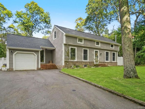 85 Shannon Boulevard, Yaphank NY 11980