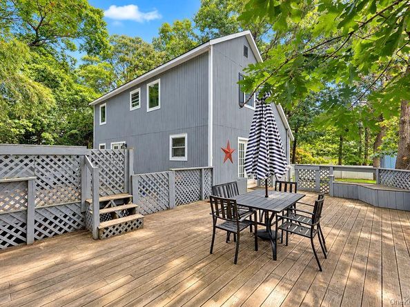 1 Hampton Street, East Quogue NY 11942