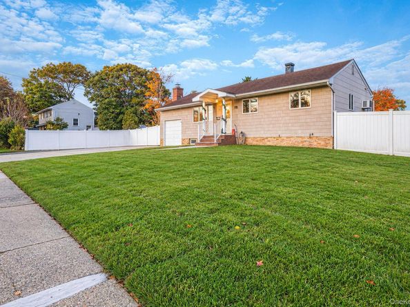 621 Connetquot Avenue, Islip Terrace NY 11752