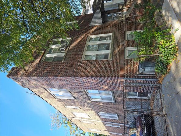 4123 Boyd Avenue, Bronx NY 10466