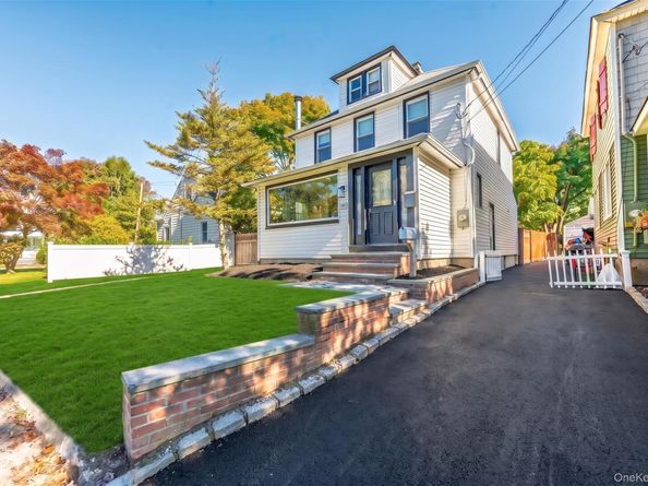 24 High Street, Locust Valley NY 11560