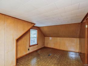 10 Laurel Road, Ronkonkoma NY 11779