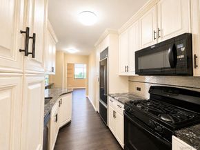 27110 Grand Central Parkway 7K, Floral Park NY 11005