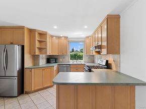9 7th Street, Jamesport NY 11947