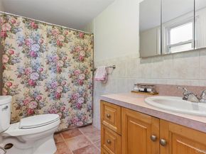 9 7th Street, Jamesport NY 11947