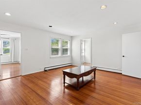 9 7th Street, Jamesport NY 11947