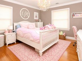 369 Euston Road S, Garden City NY 11530