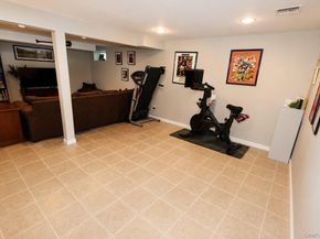 369 Euston Road S, Garden City NY 11530