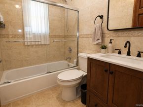 369 Euston Road S, Garden City NY 11530