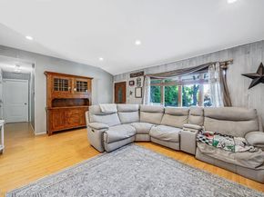 5 Megan Court, Bellport NY 11713