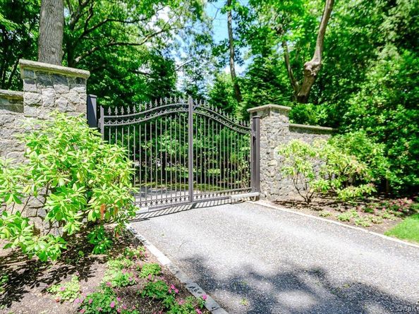 563 Asharoken Avenue, Northport NY 11768