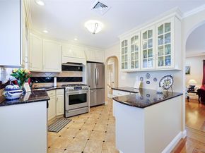 42 Beechwood Lane, North New Hyde Park NY 11040