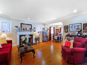 42 Beechwood Lane, North New Hyde Park NY 11040