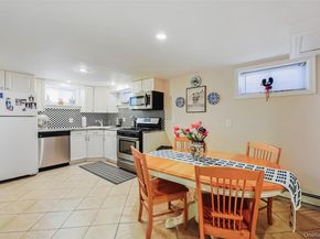 42 Beechwood Lane, North New Hyde Park NY 11040