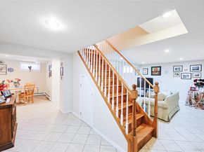 42 Beechwood Lane, North New Hyde Park NY 11040