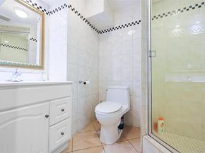 42 Beechwood Lane, North New Hyde Park NY 11040