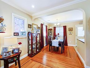 42 Beechwood Lane, North New Hyde Park NY 11040