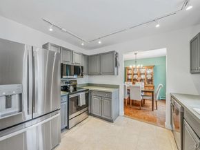 4 Green Terrace, Ridge NY 11961