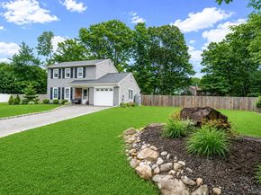 4 Green Terrace, Ridge NY 11961