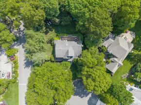 1 Fox Hollow Court, Dix Hills NY 11746