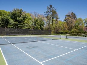 1 Fox Hollow Court, Dix Hills NY 11746