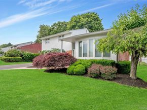 27 Coronet Lane, Plainview NY 11803