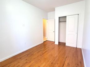 69-21 78th Street, Middle Village NY 11379