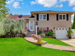 121 W 15th Street, Deer Park NY 11729