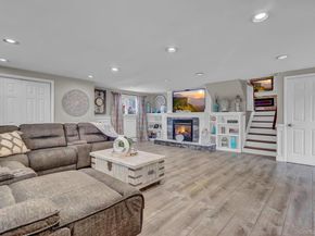121 W 15th Street, Deer Park NY 11729