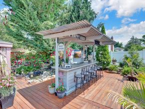 121 W 15th Street, Deer Park NY 11729