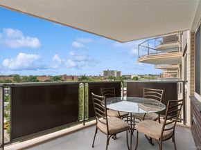 1815 215th Street 6C, Bayside NY 11360