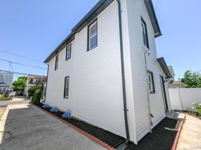 55 Hartwell Place, Woodmere NY 11598