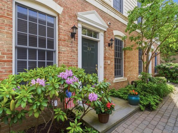 23 Mariners Walk, Oyster Bay NY 11771