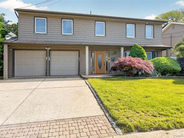 3145 Hewlett Avenue, Merrick NY 11566