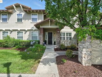 1412 Arianna Lane