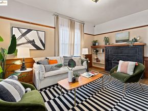 1076 61St St, Oakland CA 94608