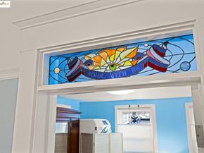 1076 61St St, Oakland CA 94608