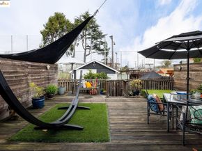 1076 61St St, Oakland CA 94608