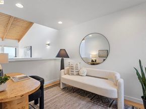 5 Sereno Cir, Oakland CA 94619